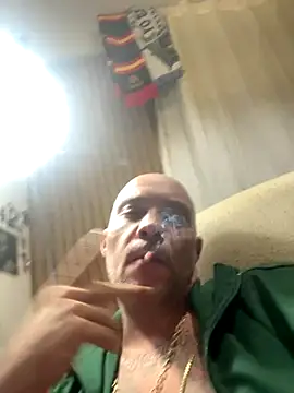 gitanoMad online show from November 22, 2025, 7:46 pm