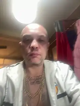 Snapshot of gitanoMad chatting on February 21, 2026, 10:56 pm gitanoMad online show from February 21, 2026, 10:56 pm