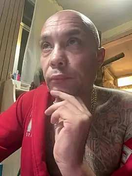 Snapshot of gitanoMad chatting on February 1, 2026, 6:50 pm gitanoMad online show from February 1, 2026, 6:50 pm