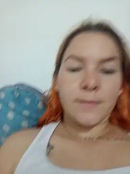 Camila jiraldo online show from October 20, 2025, 4:03 am