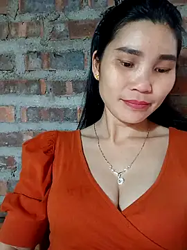 Bear bear0 online show from February 15, 2026, 2:34 am