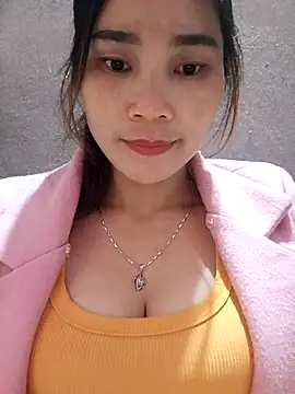 Snapshot of Bear_bear0 chatting on December 3, 2025, 4:02 am Bear bear0 online show from December 3, 2025, 4:02 am