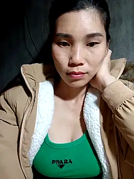 Snapshot of Bear_bear0 chatting on November 21, 2025, 11:15 pm Bear bear0 online show from November 21, 2025, 11:15 pm