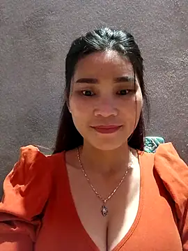 Snapshot of Bear_bear0 chatting on December 14, 2025, 11:05 am Bear bear0 online show from December 14, 2025, 11:05 am