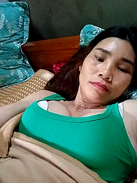 Snapshot of Bear_bear0 chatting on November 18, 2025, 5:55 am Bear bear0 online show from November 18, 2025, 5:55 am