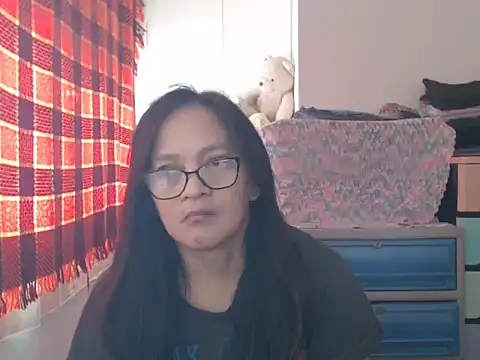 Snapshot of Kinkybela2025 chatting on January 14, 2026, 12:14 am Kinkybela2025 online show from January 14, 2026, 12:14 am