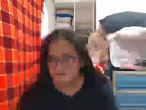 Snapshot of Kinkybela2025 chatting on November 27, 2025, 3:29 am Kinkybela2025 online show from November 27, 2025, 3:29 am