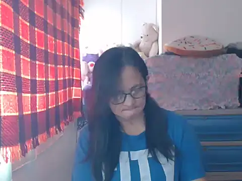 Snapshot of Kinkybela2025 chatting on January 6, 2026, 1:20 am Kinkybela2025 online show from January 6, 2026, 1:20 am