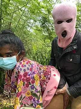 couplesexroom online show from November 10, 2025, 4:50 am