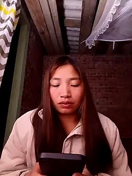 Snapshot of sowbibi chatting on December 4, 2025, 1:21 pm sowbibi online show from December 4, 2025, 1:21 pm