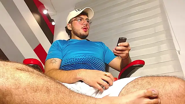 Zac Golden online show from April 18, 2026, 1:35 pm