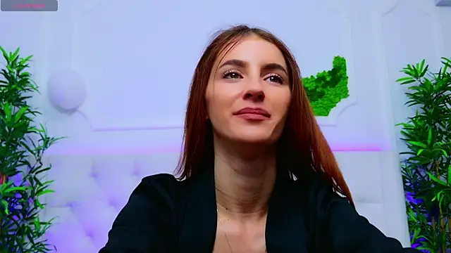 Snapshot of ElisaCharm chatting on October 24, 2025, 4:33 am ElisaCharm online show from October 24, 2025, 4:33 am