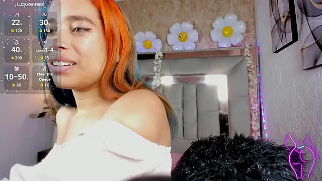 Cristall ravven online show from November 12, 2025, 1:59 pm