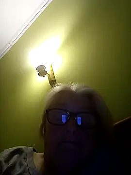 Snapshot of AmyLove353 chatting on February 16, 2026, 11:24 pm AmyLove353 online show from February 16, 2026, 11:24 pm