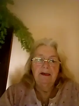 Snapshot of AmyLove353 chatting on January 13, 2026, 5:44 am AmyLove353 online show from January 13, 2026, 5:44 am