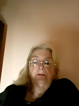 Snapshot of AmyLove353 chatting on February 12, 2026, 8:08 pm AmyLove353 online show from February 12, 2026, 8:08 pm