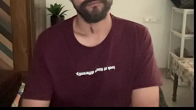 Snapshot of MakeMeAwareAah chatting on December 19, 2025, 6:16 am MakeMeAwareAah online show from December 19, 2025, 6:16 am