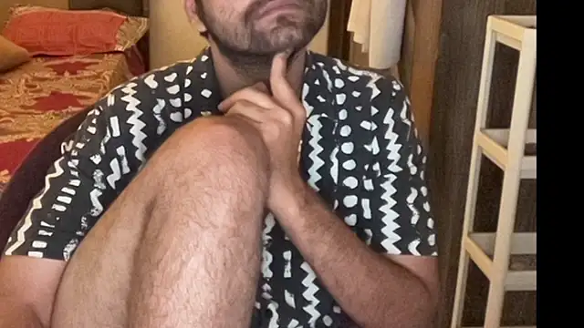 Snapshot of MakeMeAwareAah chatting on October 25, 2025, 4:40 pm MakeMeAwareAah online show from October 25, 2025, 4:40 pm