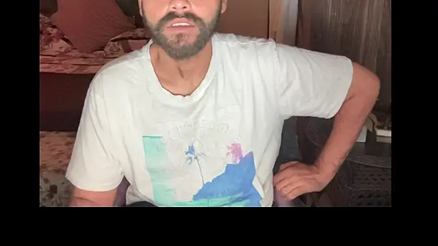 Snapshot of MakeMeAwareAah chatting on April 10, 2026, 3:30 pm MakeMeAwareAah online show from April 10, 2026, 3:30 pm