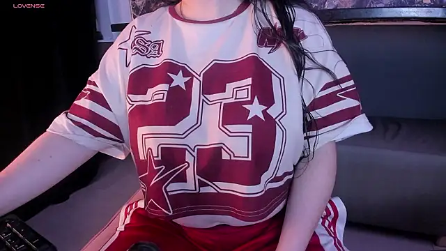 Danna piink  online show from March 26, 2026, 11:19 am