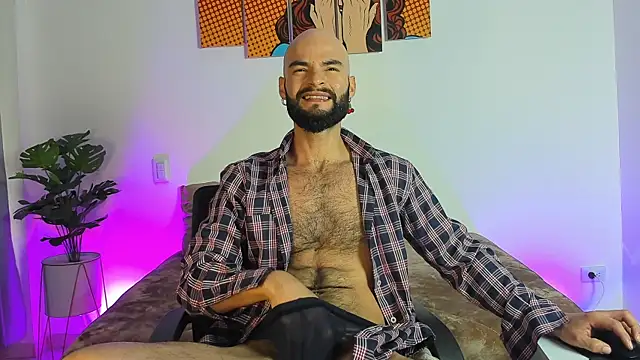 Snapshot of ODINVIDE-1 chatting on October 30, 2025, 7:11 pm ODINVIDE-1 online show from October 30, 2025, 7:11 pm