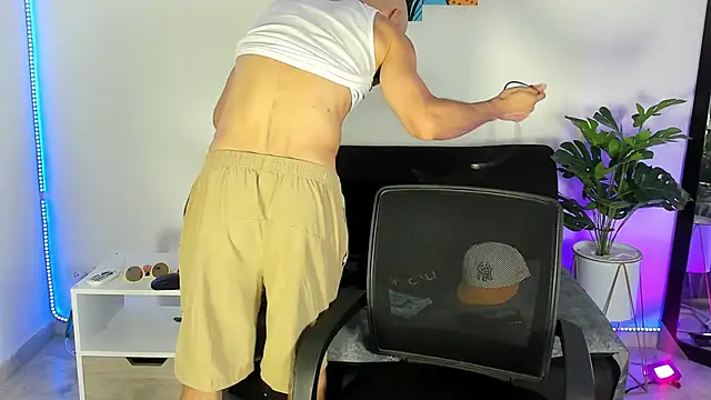 Snapshot of ODINVIDE-1 chatting on November 10, 2025, 10:15 pm ODINVIDE-1 online show from November 10, 2025, 10:15 pm