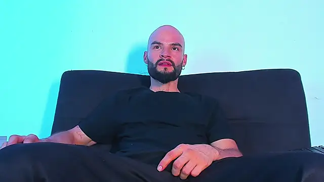 Snapshot of ODINVIDE-1 chatting on December 3, 2025, 7:35 pm ODINVIDE-1 online show from December 3, 2025, 7:35 pm