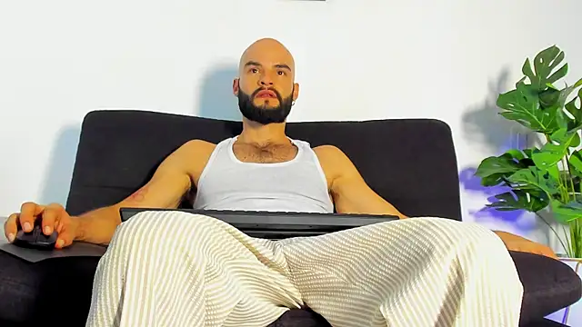 Snapshot of ODINVIDE-1 chatting on November 28, 2025, 10:21 pm ODINVIDE-1 online show from November 28, 2025, 10:21 pm