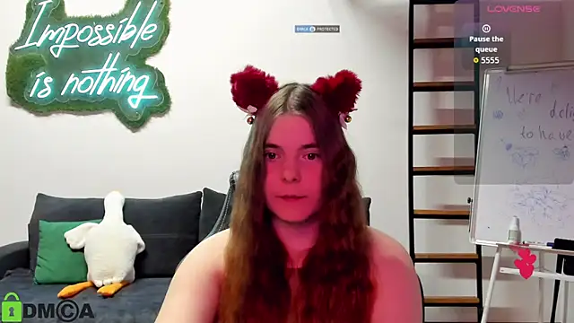 Snapshot of MiraaBloom chatting on November 23, 2025, 2:16 pm MiraaBloom online show from November 23, 2025, 2:16 pm