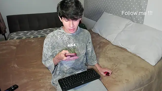 Snapshot of Will_starr chatting on May 27, 2026, 3:58 am Will starr online show from May 27, 2026, 3:58 am