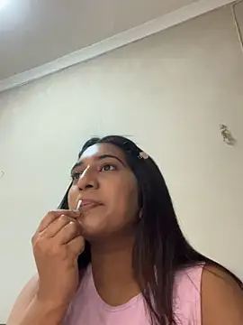Snapshot of Your_Girl_Zara chatting on November 14, 2025, 3:59 pm Your Girl Zara online show from November 14, 2025, 3:59 pm