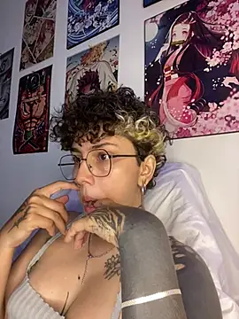 Abby Evanns1 online show from February 7, 2026, 5:10 pm