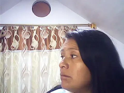 Snapshot of clavel1 chatting on November 24, 2025, 2:55 am clavel1 online show from November 24, 2025, 2:55 am