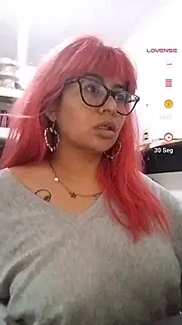 roxy riot online show from November 5, 2025, 2:31 pm