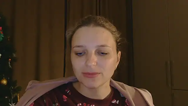 ElisSky301 online show from January 6, 2026, 9:30 pm