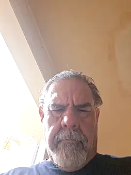 pena633 online show from February 8, 2026, 1:47 am