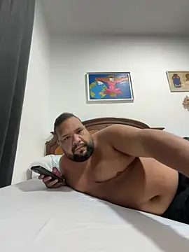 Snapshot of morfeoeros14 chatting on November 25, 2025, 5:08 am morfeoeros14 online show from November 25, 2025, 5:08 am