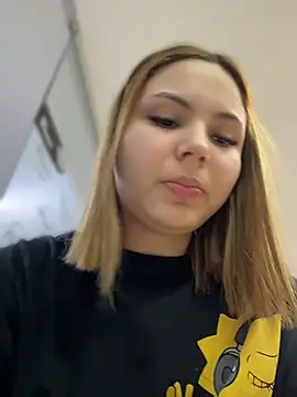 Snapshot of Beella1_ chatting on July 20, 2026, 1:02 pm Beella1 online show from July 20, 2026, 1:02 pm