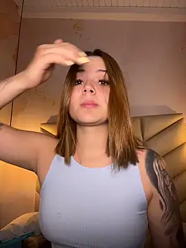 Beella1  online show from March 28, 2026, 11:55 am