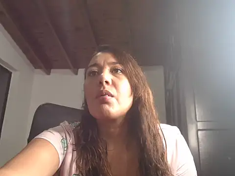 headerkika online show from November 8, 2025, 2:26 am