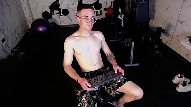 Lil James online show from November 1, 2025, 10:58 pm