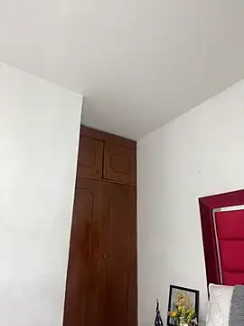 NataliaaMiller  online show from November 17, 2025, 11:03 am