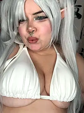 yum3doll online show from November 11, 2025, 7:52 pm