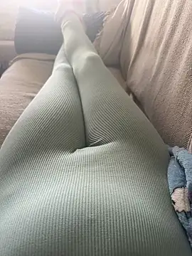 Snapshot of Rubia_divina7 chatting on November 6, 2025, 11:03 am Rubia divina7 online show from November 6, 2025, 11:03 am