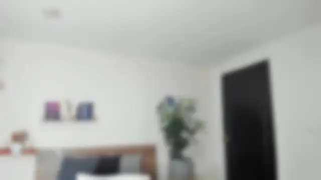 YariRose online show from April 13, 2026, 2:54 pm