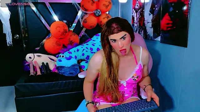 Snapshot of Jennfer_Winson chatting on October 26, 2025, 8:42 pm Jennfer Winson online show from October 26, 2025, 8:42 pm