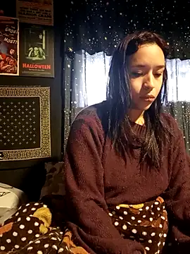 Snapshot of Isis_Bathory chatting on November 27, 2025, 12:27 pm Isis Bathory online show from November 27, 2025, 12:27 pm