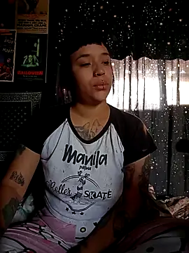 Snapshot of Isis_Bathory chatting on November 25, 2025, 12:27 pm Isis Bathory online show from November 25, 2025, 12:27 pm