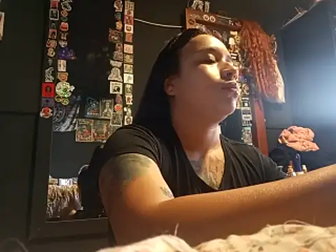 Snapshot of Isis_Bathory chatting on November 29, 2025, 2:28 pm Isis Bathory online show from November 29, 2025, 2:28 pm