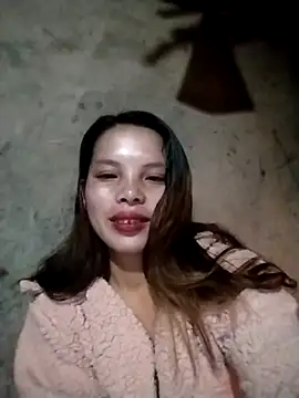 Snapshot of rickkis2k chatting on February 15, 2026, 10:52 pm rickkis2k online show from February 15, 2026, 10:52 pm